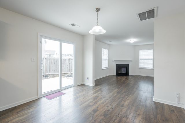 10 Dragoon Court 26, Rossville, GA 30741