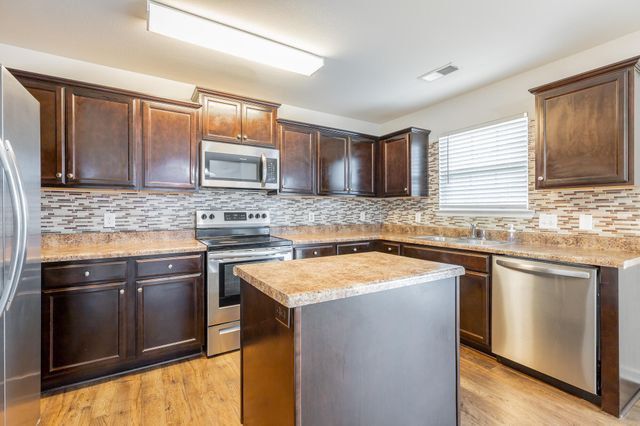 10 Dragoon Court 26, Rossville, GA 30741