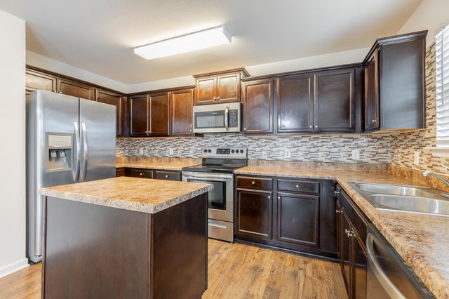 10 Dragoon Court 26, Rossville, GA 30741