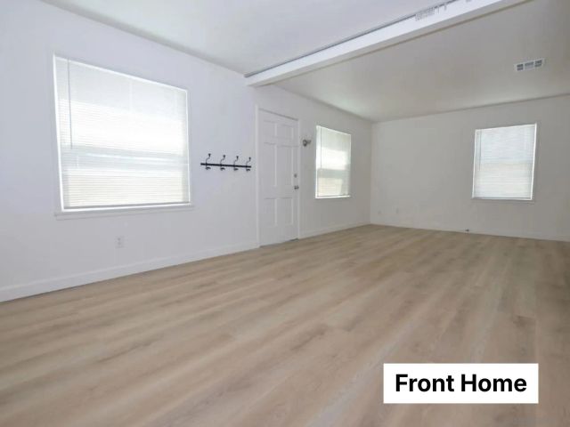 326-28 H Ave, Coronado, CA 92118