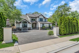 620 Brookside Drive, Toms River, NJ 08753