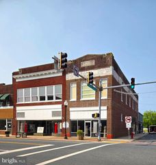 138 & 140 MARKET STREET, Pocomoke City, MD 21851