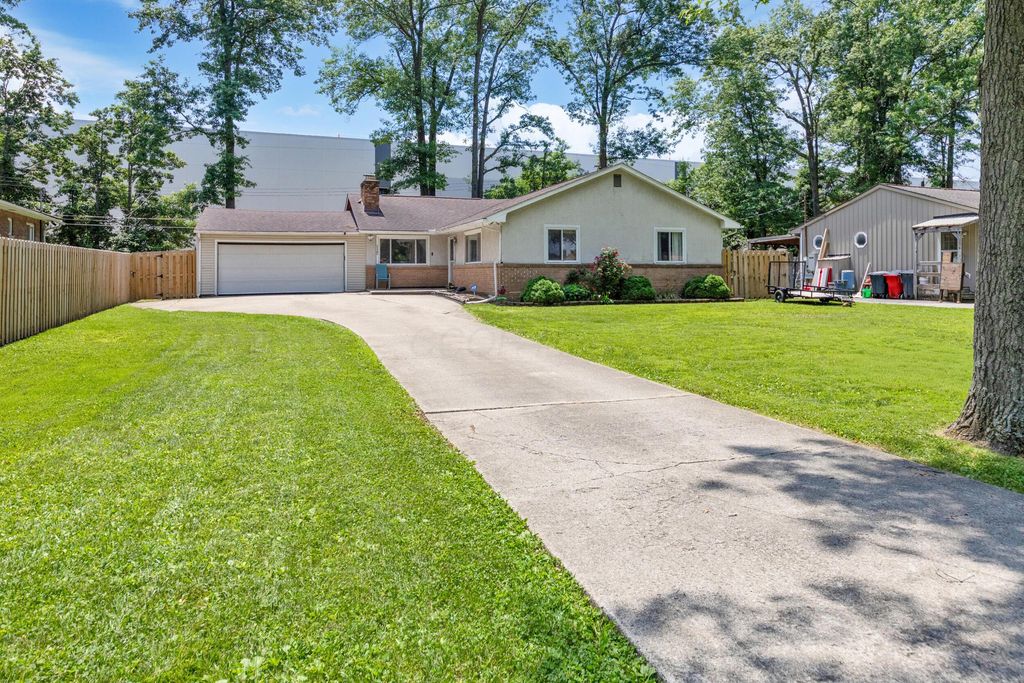 117 Charward Road SW, Reynoldsburg, OH 43068