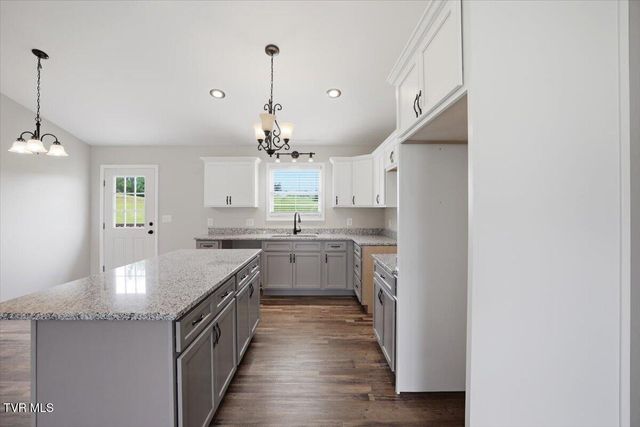520 Calico Road, Afton, TN 37616