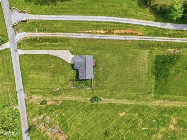 520 Calico Road, Afton, TN 37616