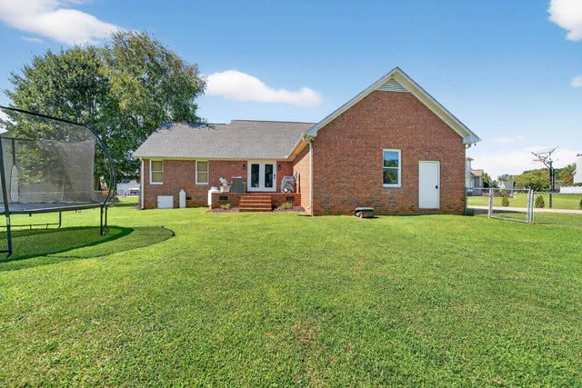 309 Silhouette Trace, Boiling Springs, SC 29316