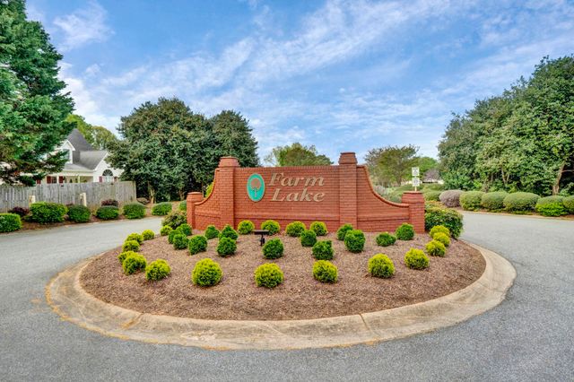 309 Silhouette Trace, Boiling Springs, SC 29316