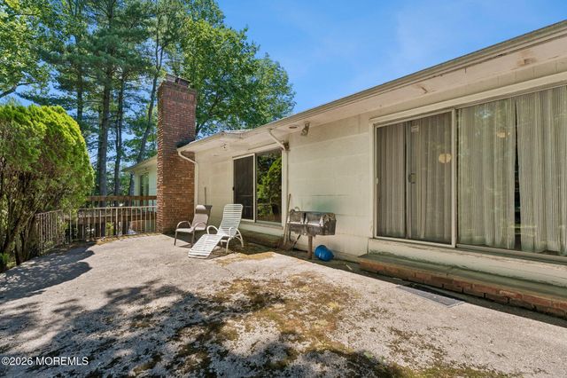 20 Kean Road, Short Hills, NJ 07078