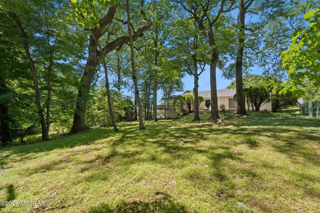 20 Kean Road, Short Hills, NJ 07078