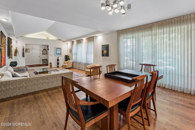 20 Kean Road, Short Hills, NJ 07078
