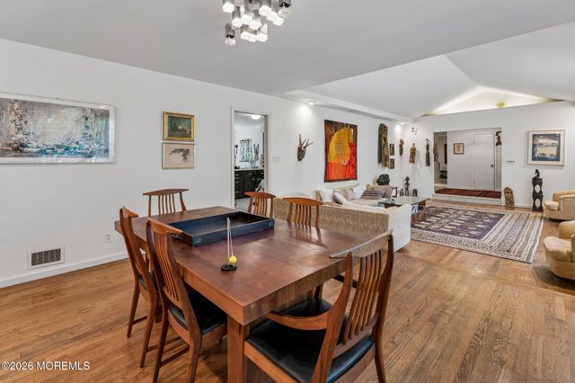 20 Kean Road, Short Hills, NJ 07078