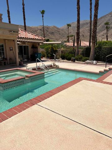 102 Chelsea Circle, Palm Desert, CA 92260