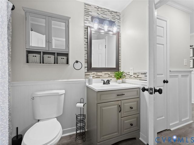 5615 Chatmoss Rd, Midlothian, VA 23112
