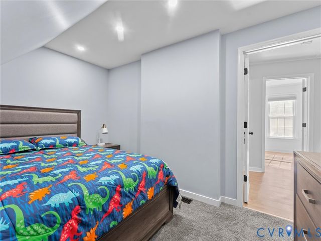 5615 Chatmoss Rd, Midlothian, VA 23112