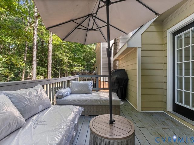 5615 Chatmoss Rd, Midlothian, VA 23112