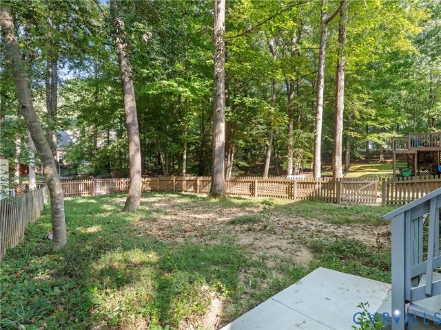 5615 Chatmoss Rd, Midlothian, VA 23112