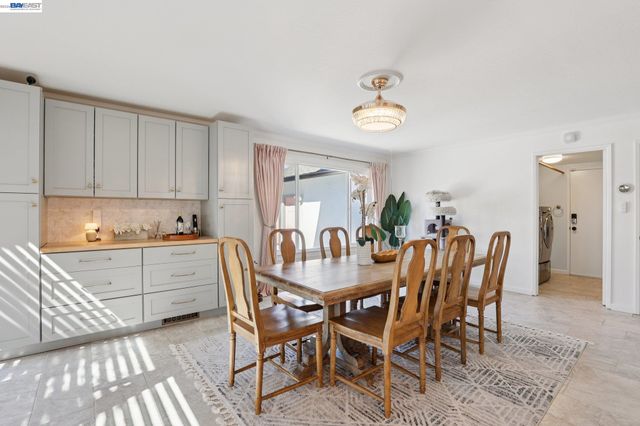 2633 Regent Rd, Livermore, CA 94550