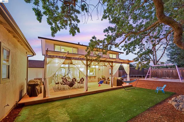 2633 Regent Rd, Livermore, CA 94550