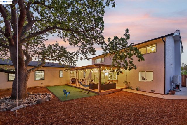 2633 Regent Rd, Livermore, CA 94550