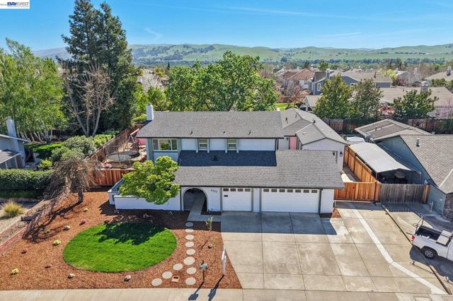 2633 Regent Rd, Livermore, CA 94550