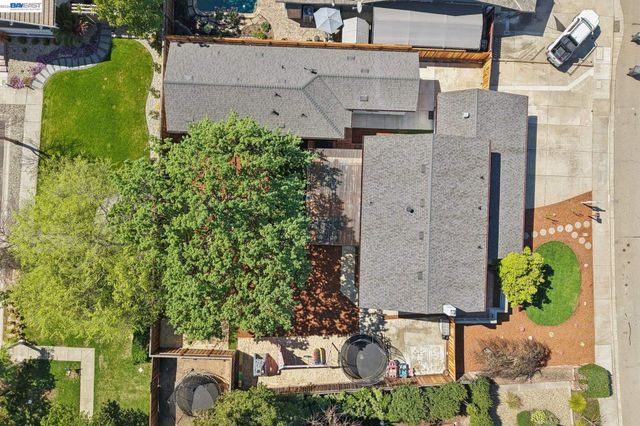 2633 Regent Rd, Livermore, CA 94550