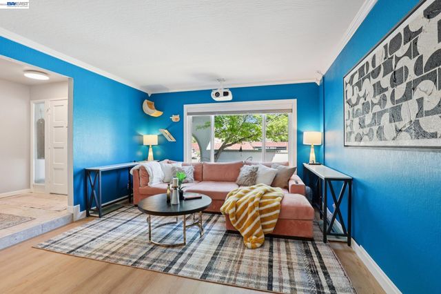 2633 Regent Rd, Livermore, CA 94550