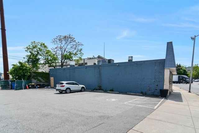 269-271 Main St, Malden, MA 02148