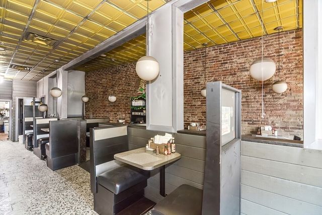 269-271 Main St, Malden, MA 02148
