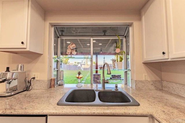 1433 Grey Oaks Court, Oceanside, CA 92056