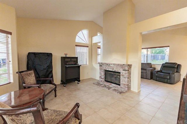 1433 Grey Oaks Court, Oceanside, CA 92056