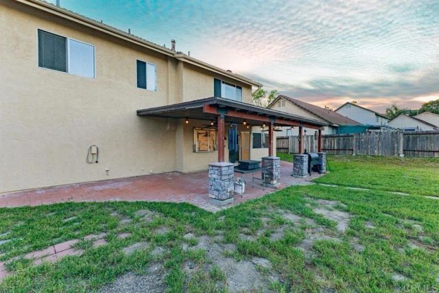 1433 Grey Oaks Court, Oceanside, CA 92056