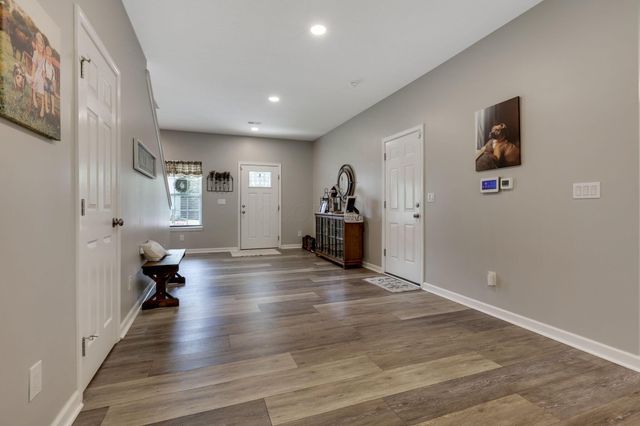 13428 Pine Road NE, Thornville, OH 43076