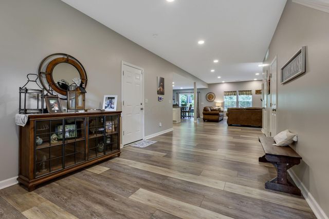 13428 Pine Road NE, Thornville, OH 43076
