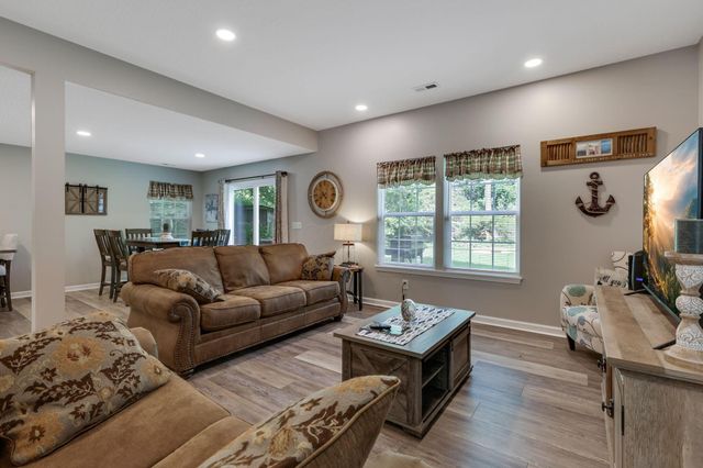 13428 Pine Road NE, Thornville, OH 43076