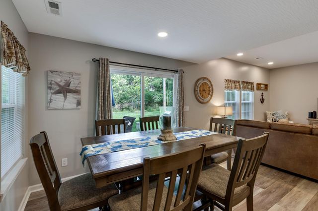 13428 Pine Road NE, Thornville, OH 43076