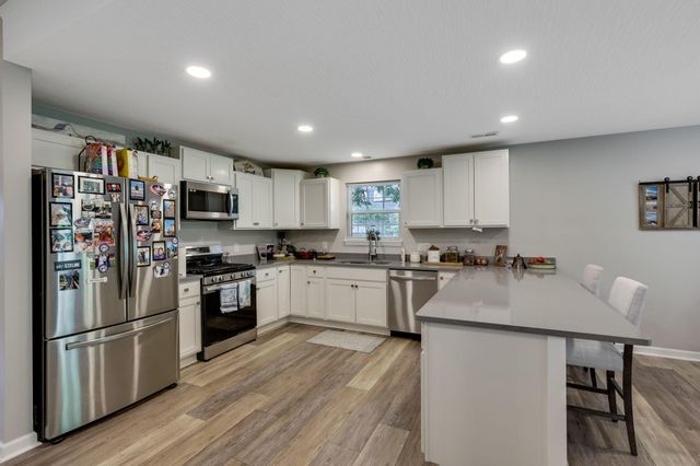 13428 Pine Road NE, Thornville, OH 43076