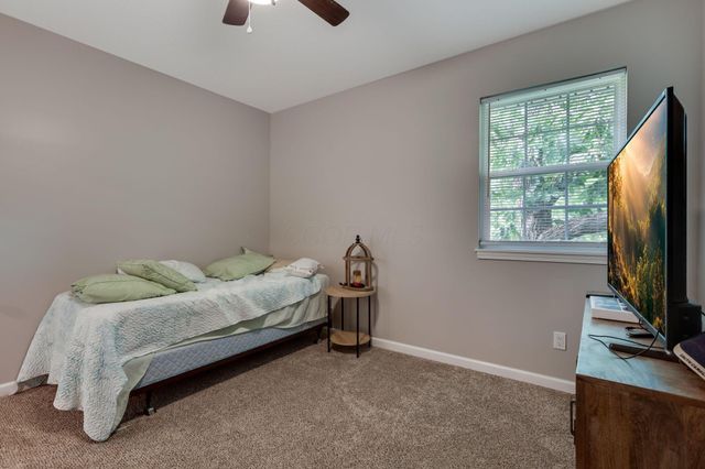 13428 Pine Road NE, Thornville, OH 43076