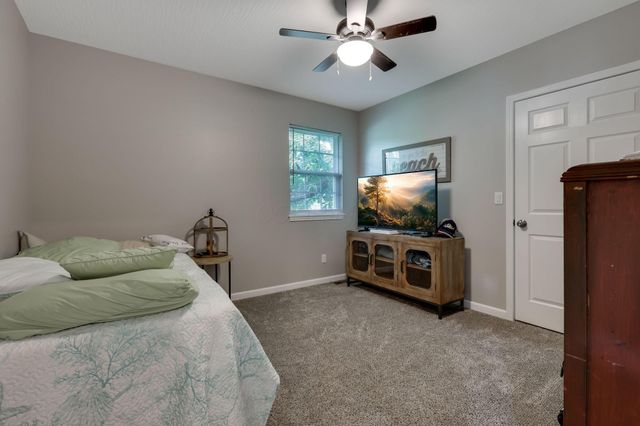 13428 Pine Road NE, Thornville, OH 43076