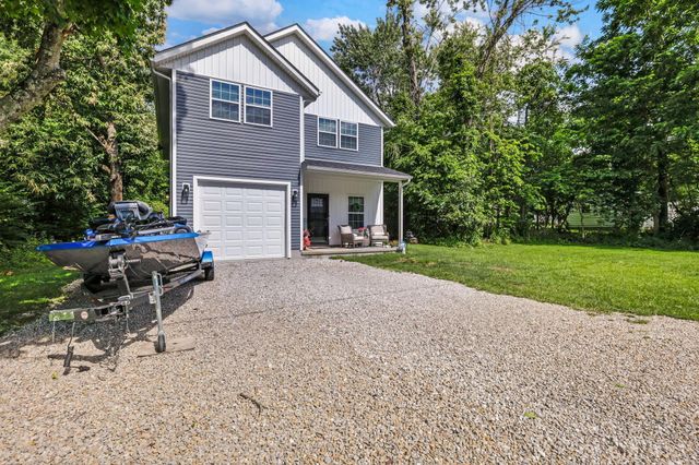 13428 Pine Road NE, Thornville, OH 43076