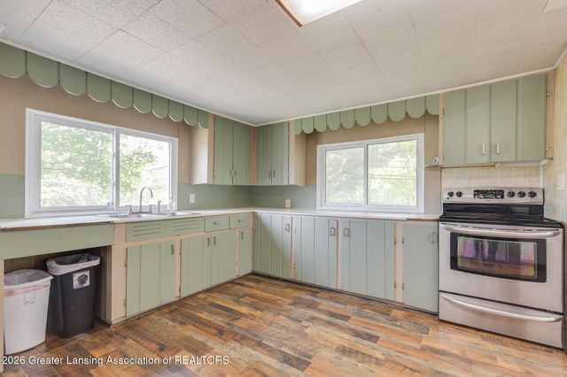 1008 W Grand River Road, Laingsburg, MI 48848