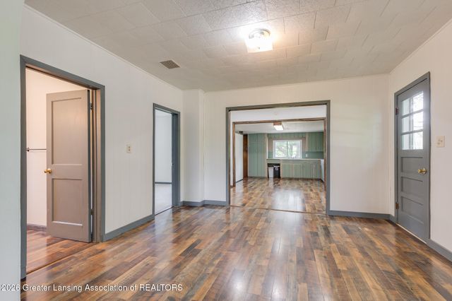 1008 W Grand River Road, Laingsburg, MI 48848