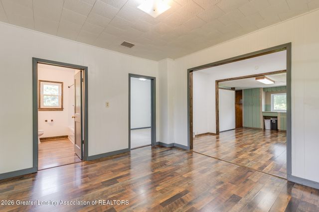 1008 W Grand River Road, Laingsburg, MI 48848