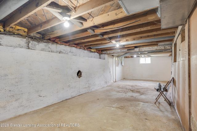 1008 W Grand River Road, Laingsburg, MI 48848
