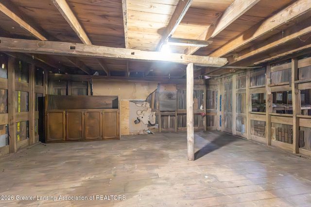 1008 W Grand River Road, Laingsburg, MI 48848
