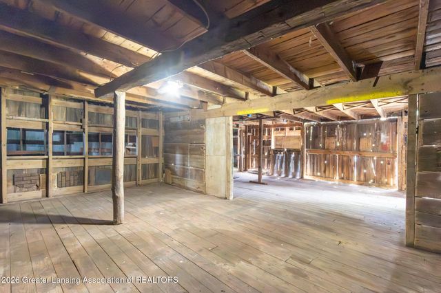 1008 W Grand River Road, Laingsburg, MI 48848
