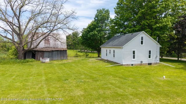 1008 W Grand River Road, Laingsburg, MI 48848