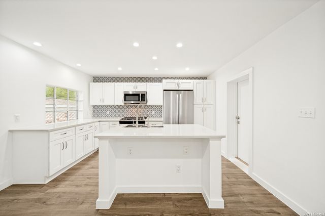 1218 Vanderbilt, San Antonio, TX 78210