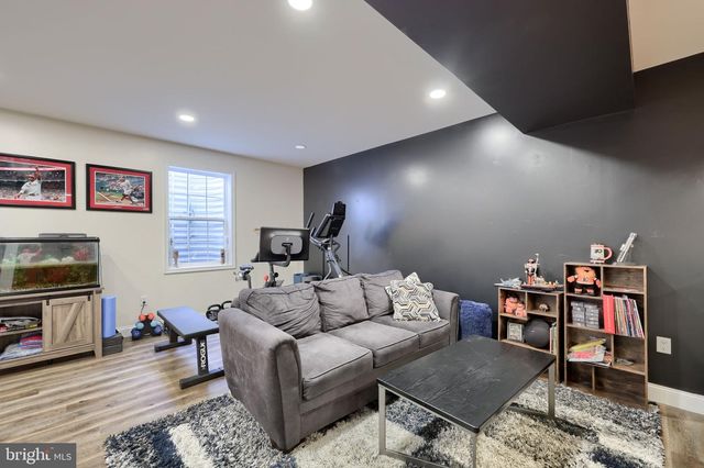 141 E VALLEY RD, Denver, PA 17517