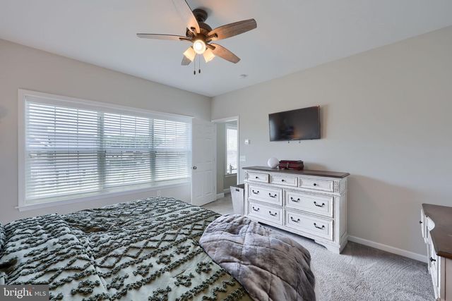 141 E VALLEY RD, Denver, PA 17517