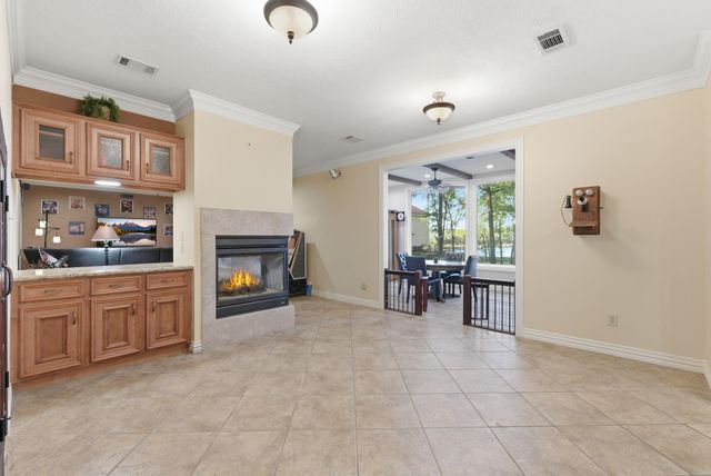 18848 Harbor Side Boulevard, Montgomery, TX 77356